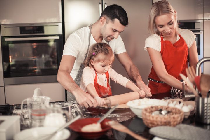 PARENTS + CHILDREN