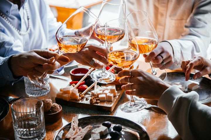 WINE & TAPAS EVENINGS!