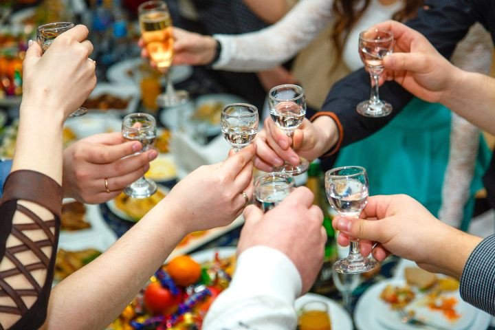 LES SOIRÉES COCKTAILS & TAPAS !