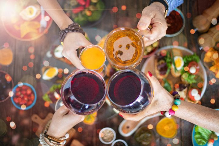 LES SOIRÉES COCKTAILS & TAPAS !