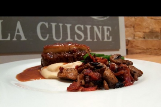 Beef tenderloin, seared foie gras, potatoes and celery mousseline, red wine and shallots sauce - Virtual Workshop Version